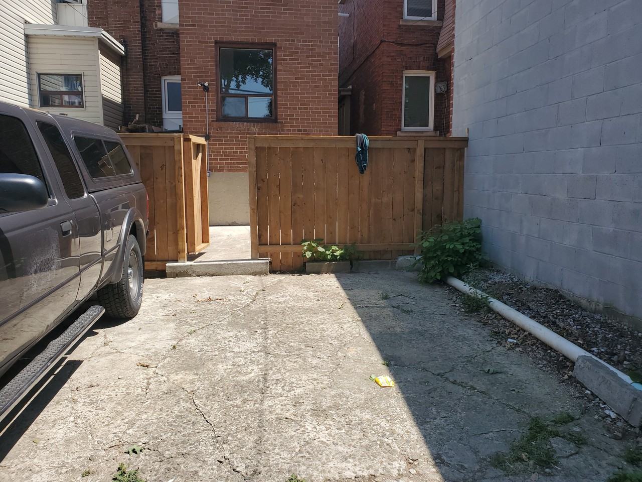 1228 Lansdowne Avenue - Photo 5 of 18