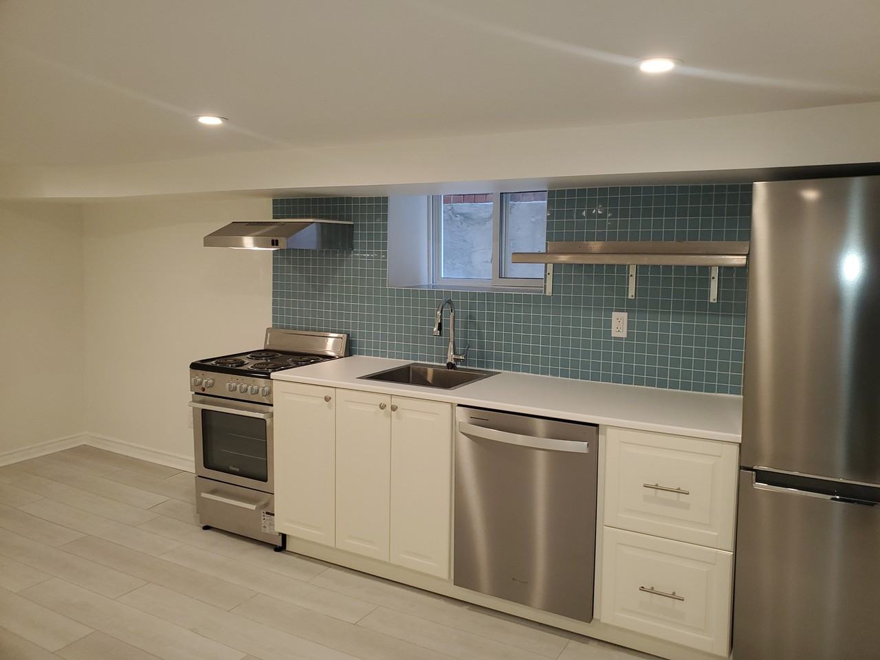 1228 Lansdowne Avenue - Photo 6 of 18