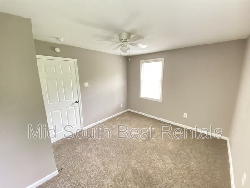 772 Dallas St - Photo 4 of 6