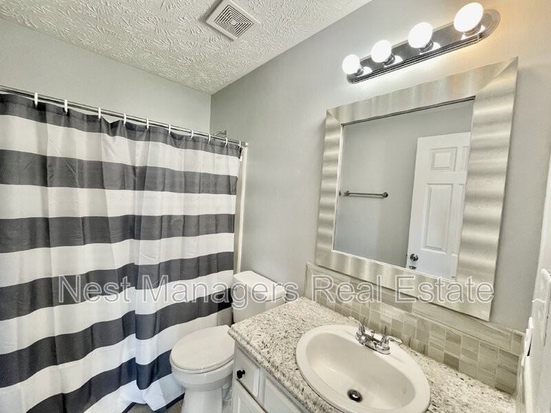 4226 Donegal Rd - Photo 5 of 29