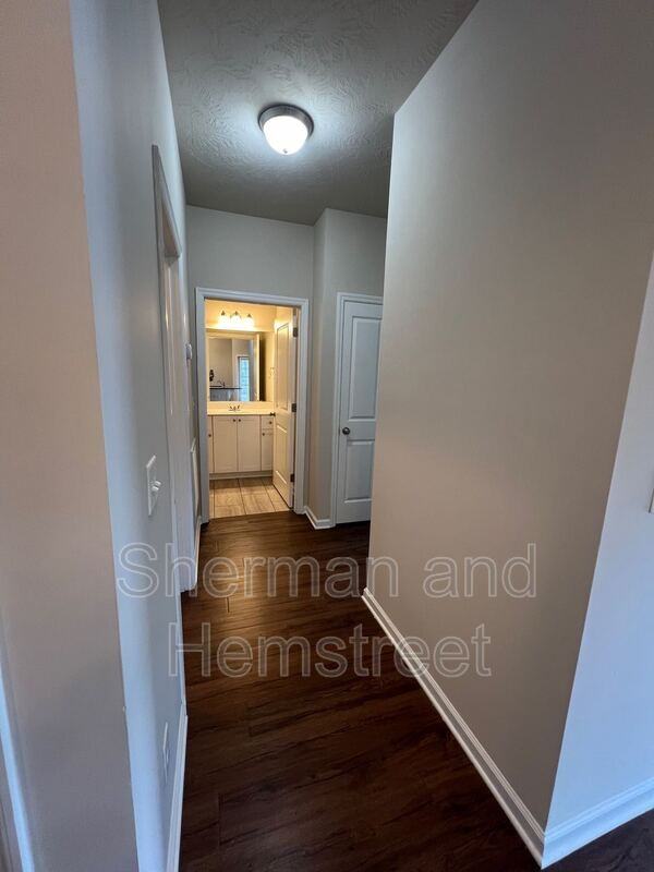 1001 Joiner Cir #1001 - Photo 6 of 11