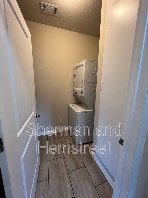 1001 Joiner Cir #1001 - Photo 7 of 11