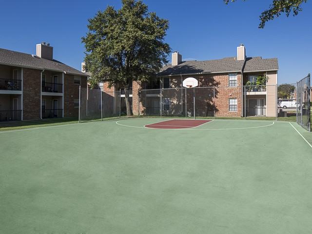Landmark at Sutherland Park - Photo 3 of 29