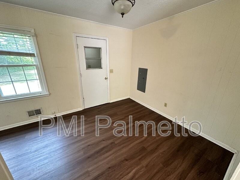 304 Princess St - Photo 6 of 23