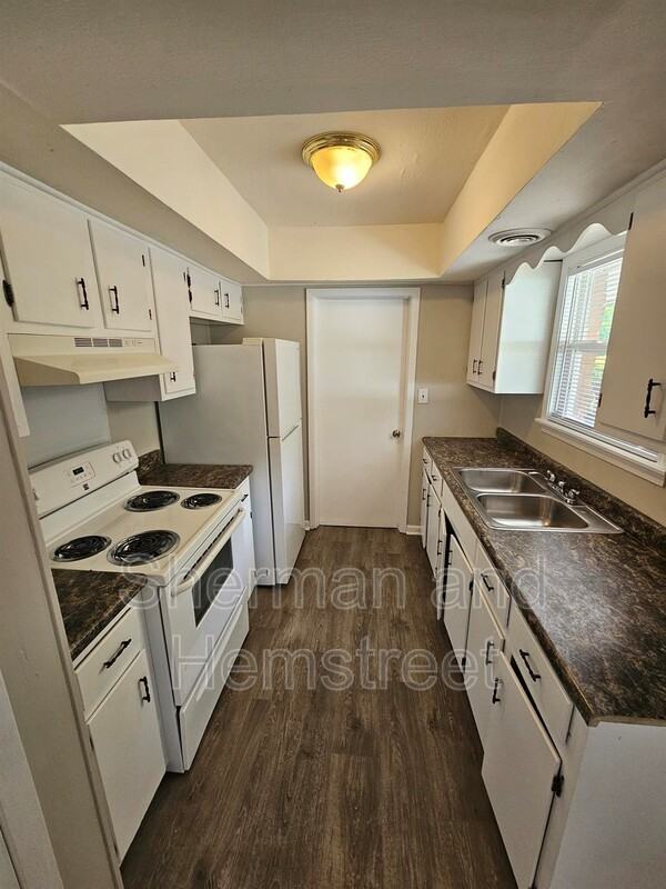 3405 Webster Rd - Photo 3 of 11