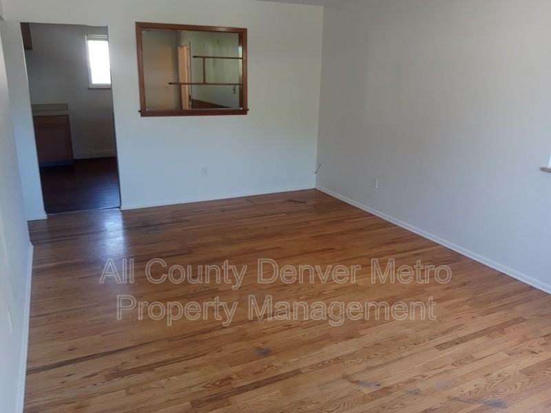 1610 S Allison St - Photo 2 of 20