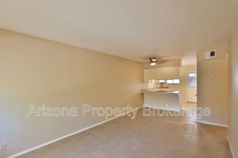2323 S College Ave #2 - Photo 3 of 13