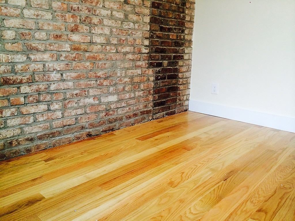 23-04 Jackson Ave #3 - Photo 2 of 7