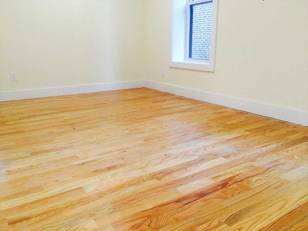 23-04 Jackson Ave #3 - Photo 3 of 7