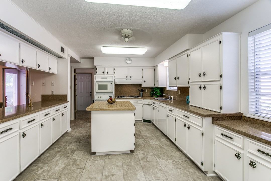 108 Mill Creek Dr - Photo 4 of 10