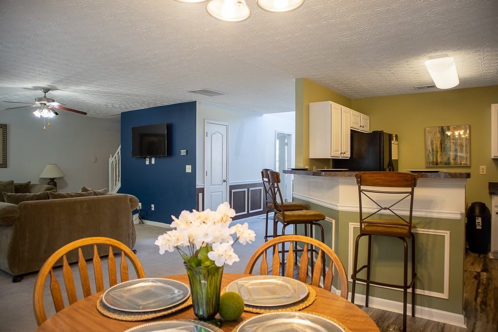 620 Blueangel Drive - Photo 4 of 10