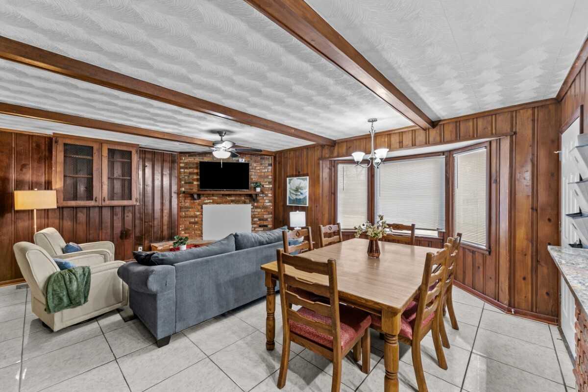 3572 Westfield Avenue - Photo 3 of 19