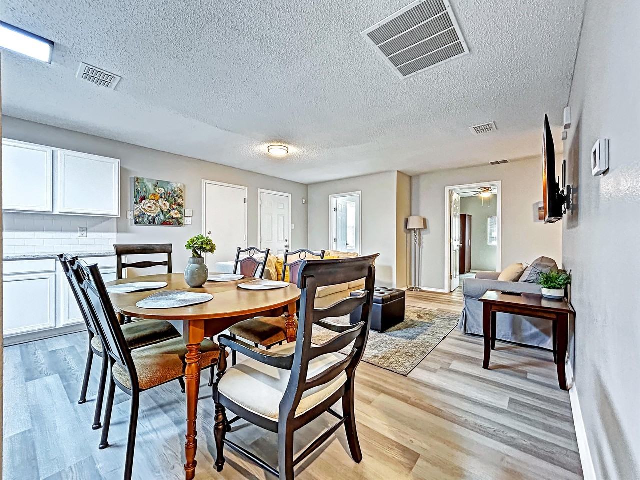 1532 Golden Grass Drive - Photo 3 of 17