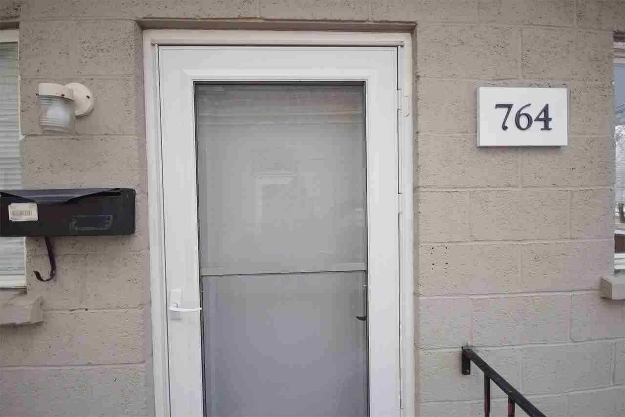 Bryant - Photo 6 of 50