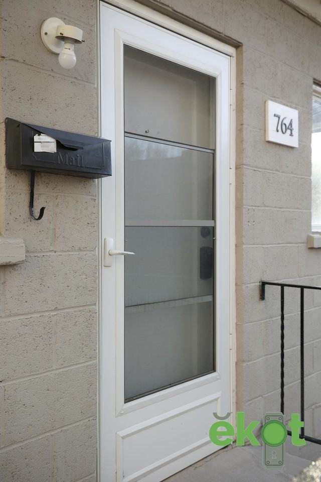 Bryant - Photo 7 of 50