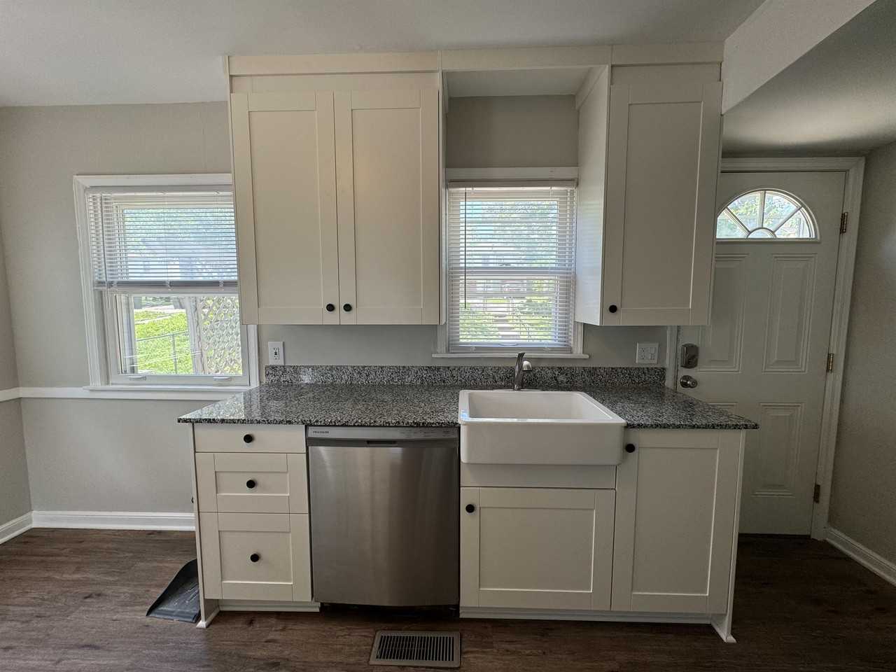 5822 Nicollet Avenue - Photo 5 of 17