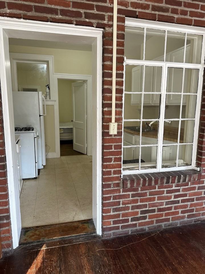 7 South Washington Street - Photo 3 of 15