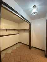 featured image of 425 W Lawrence Ave