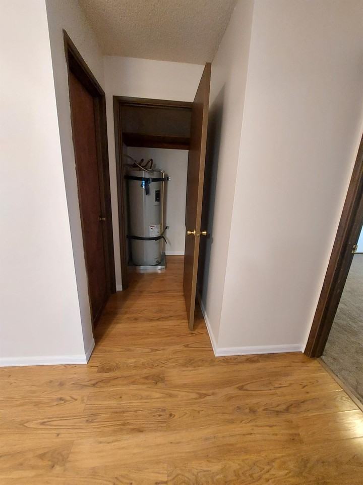 Alpine Village Apts - Photo 5 of 30