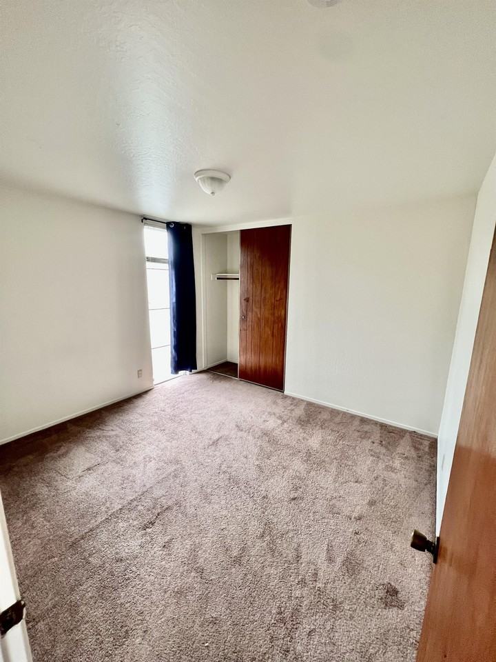 Carleton Apartments - Photo 5 of 46