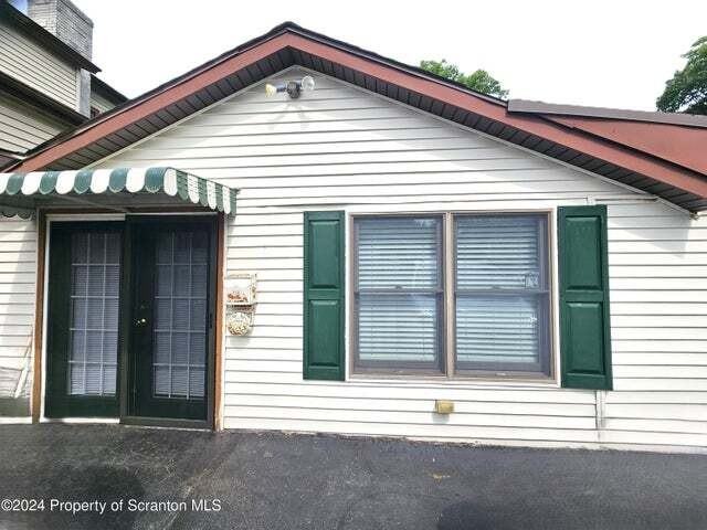 1631 East Mountain Road - Photo 7 of 7