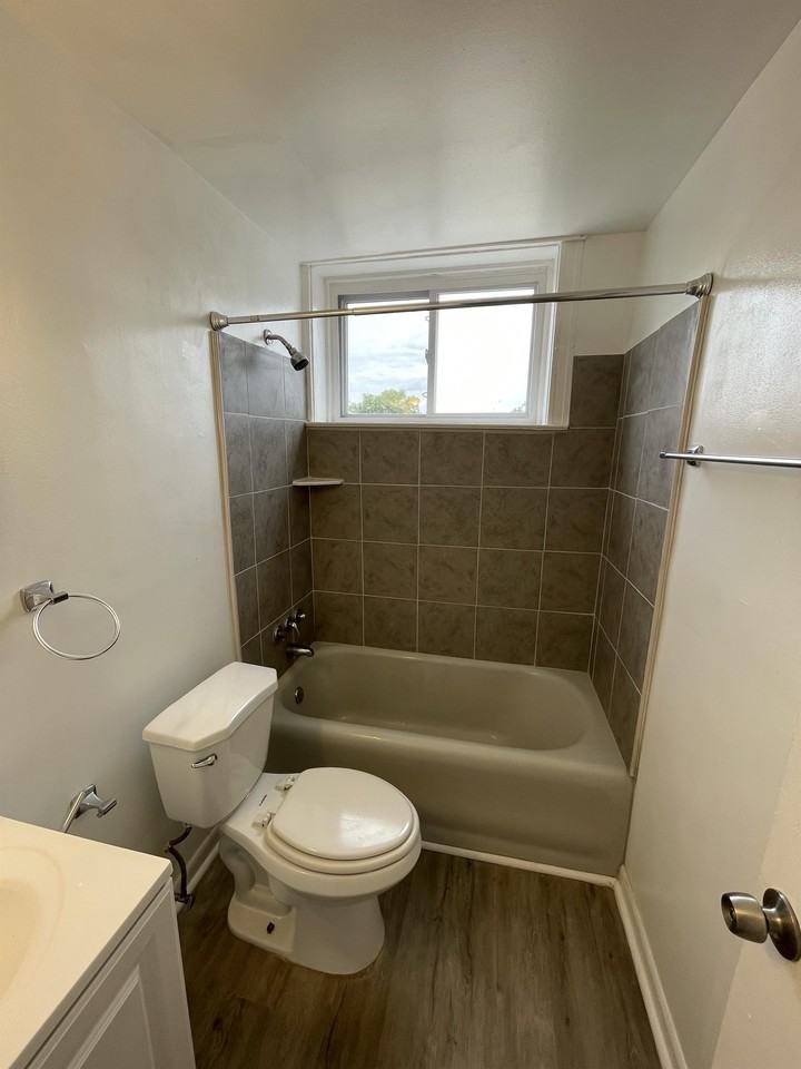 1927 Middleton Street - Photo 5 of 20