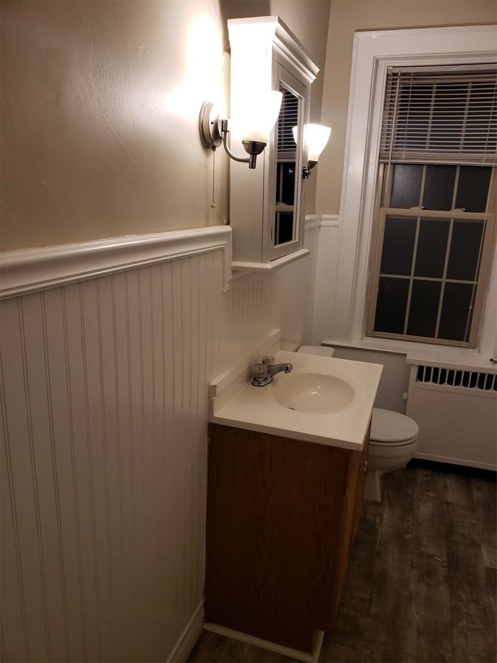 825-835 Elm St - Photo 4 of 37