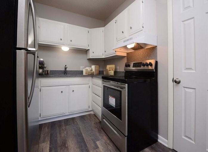 305 North 6th Street - Photo 2 of 31