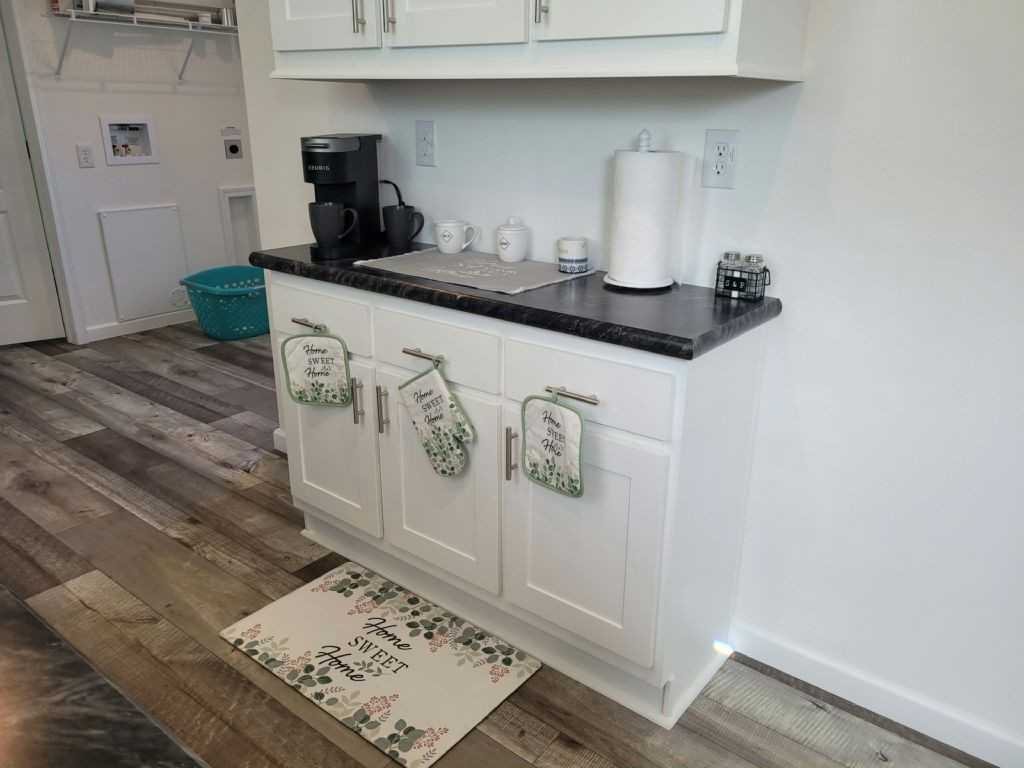 5552 Annette St - Photo 4 of 26