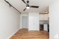 4526 N. Sheridan Rd - Photo 1 of 1