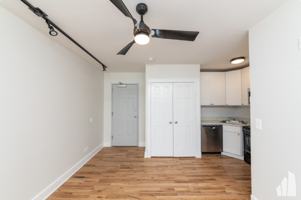 featured image of 4526 N Sheridan Rd