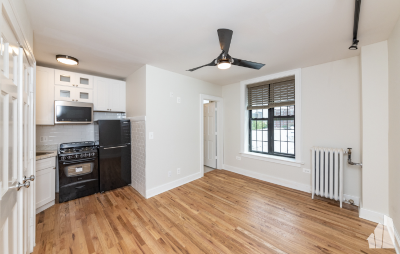 4526 N. Sheridan Rd - Photo 2 of 50