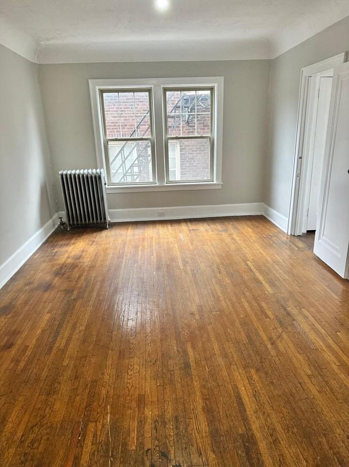 1722/6 Glenmont Road - Photo 2 of 10