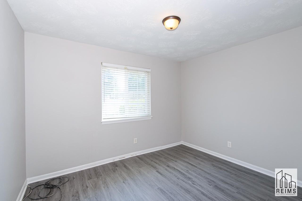 2548 Wheeler Road - Photo 6 of 15