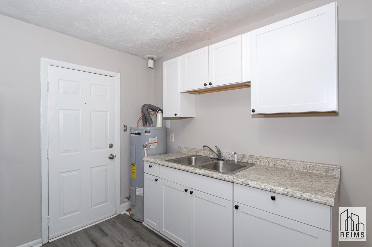 2548 Wheeler Road - Photo 7 of 15