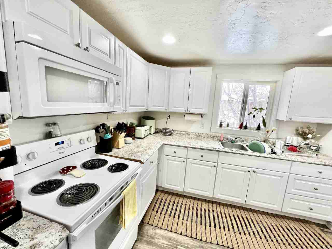 Logan Canyon Apartments - Photo 7 of 29