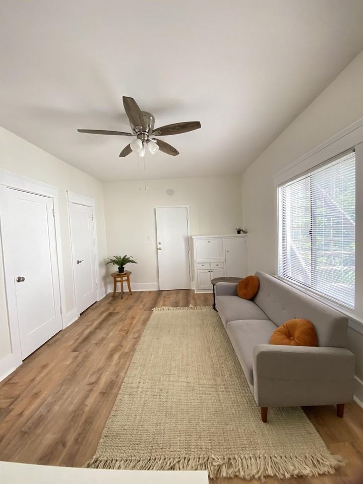 CA-40 Alamitos Avenue - Photo 2 of 33