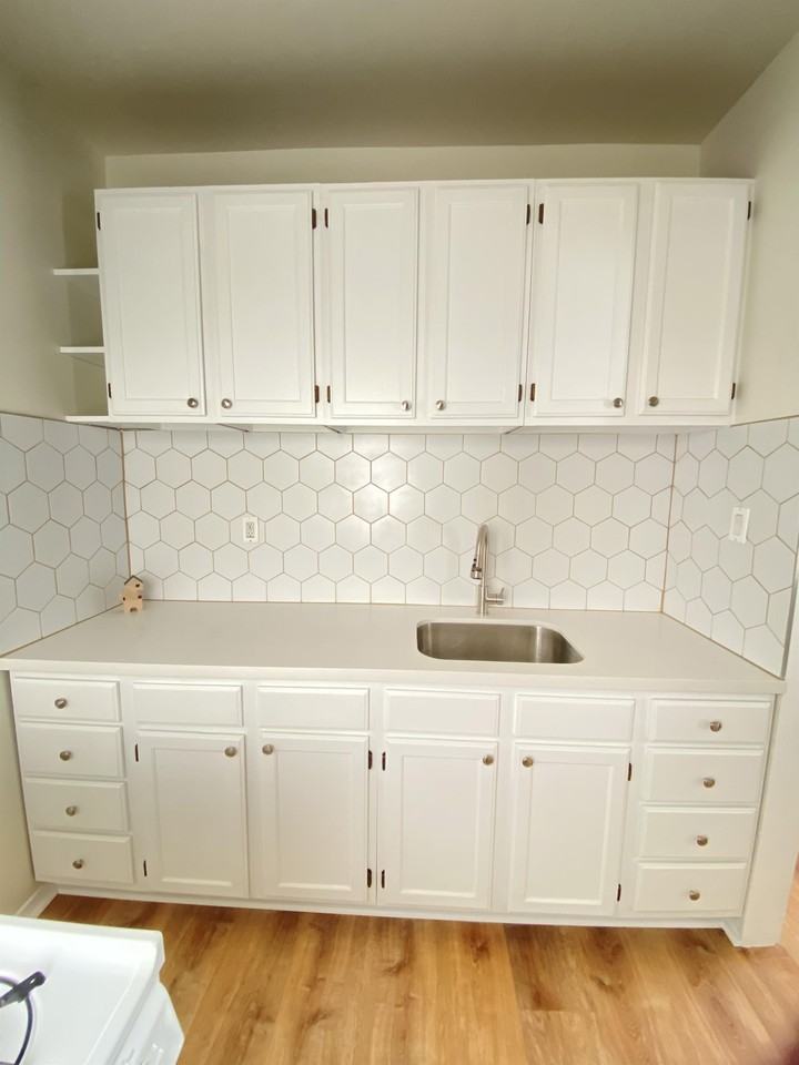 CA-40 Alamitos Avenue - Photo 3 of 33