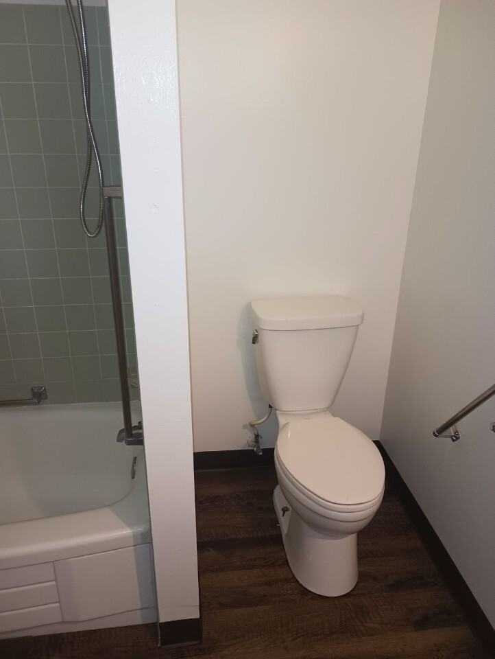 Link Care Housing - Photo 7 of 34