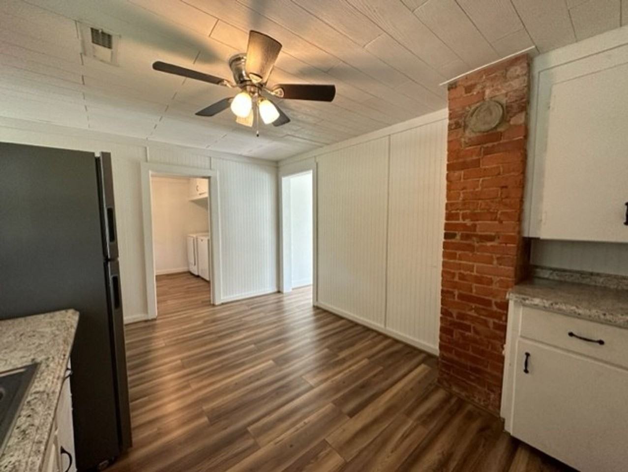 1457 Wilmington Hwy - Photo 3 of 12