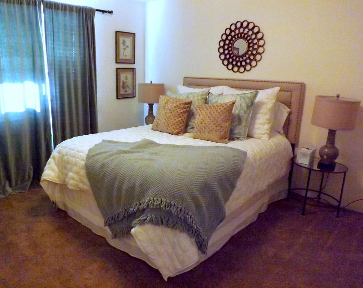 Stadium Terrace - Photo 3 of 7