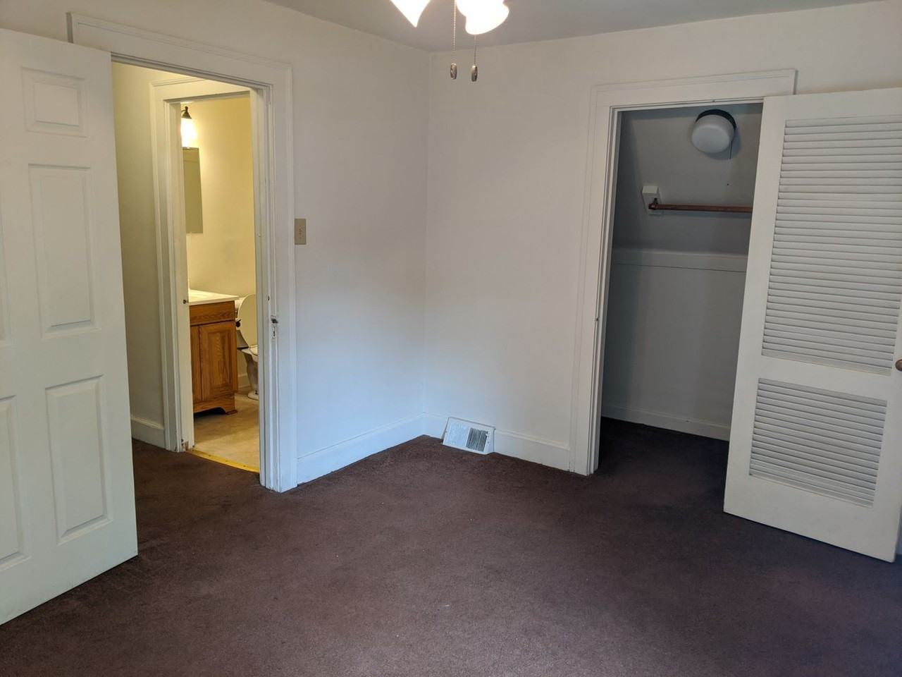 358 Augusta Ave - Photo 2 of 14