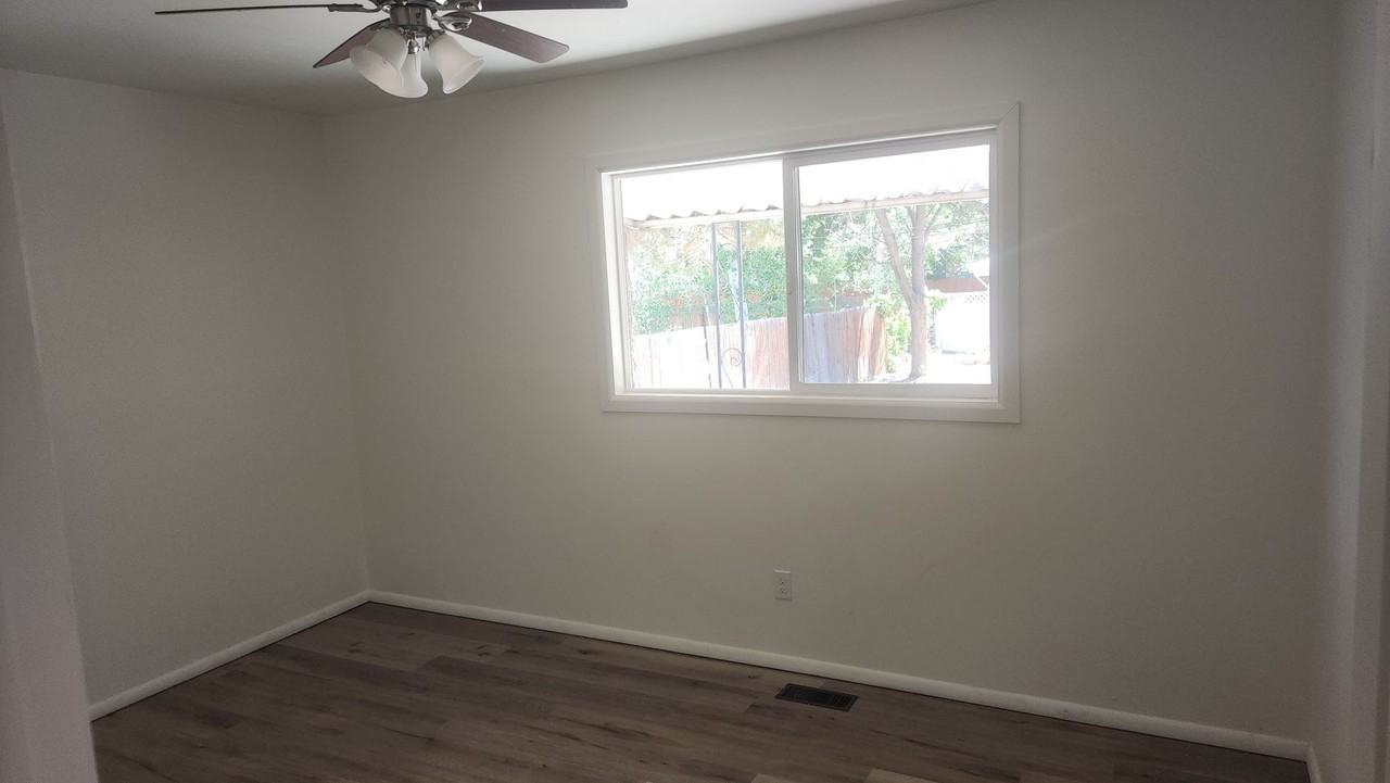 1816 N 21st St - Photo 2 of 15