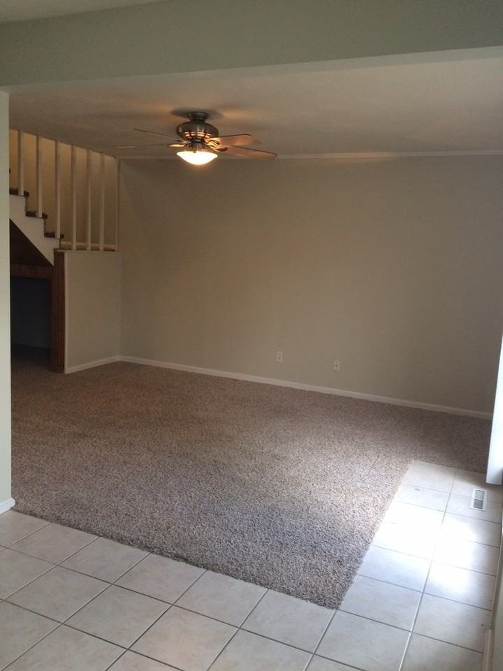 1905 Blackthorn Dr - Photo 3 of 10
