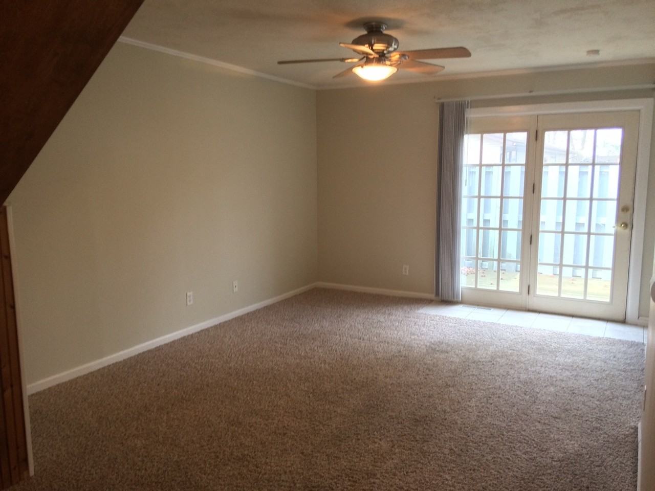 1905 Blackthorn Dr - Photo 4 of 10