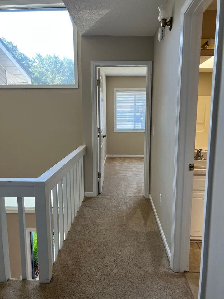 320 Candlebrook Dr - Photo 6 of 17
