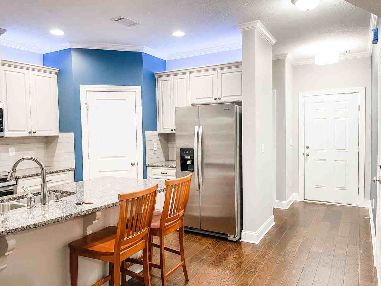 697 Red Cedar Ct - Photo 2 of 17