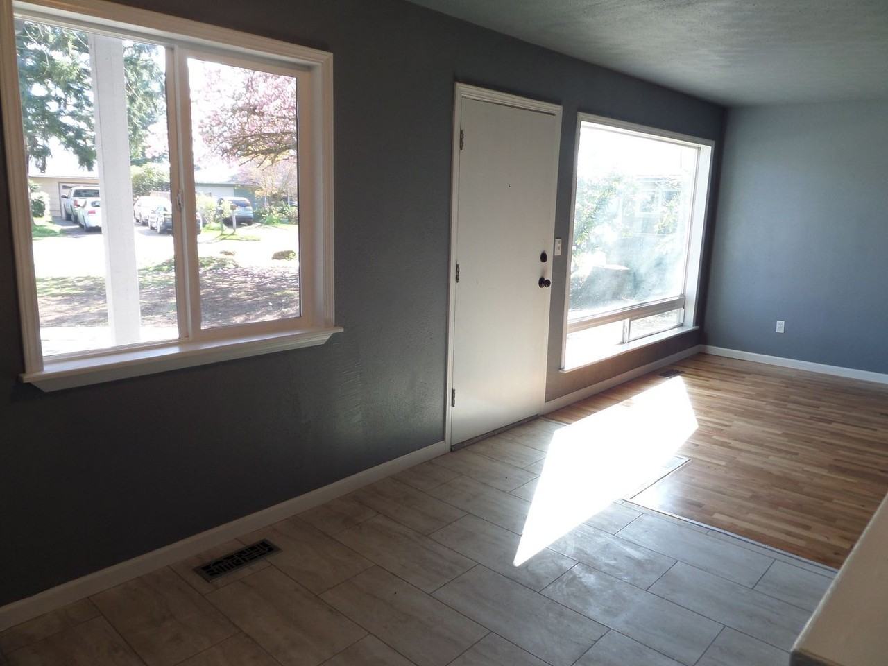 1321 17th St Ne - Photo 2 of 16