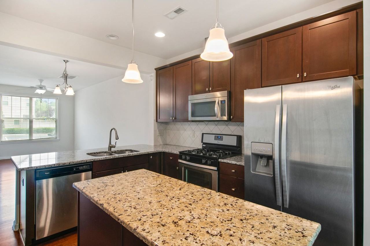 36 Intuition Cir - Photo 6 of 21