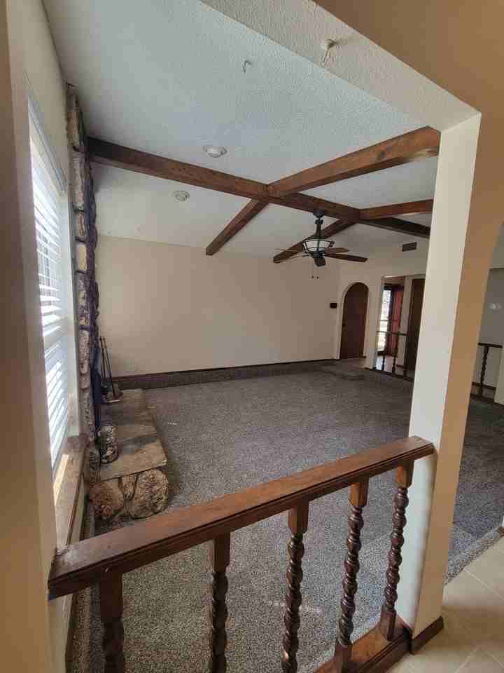 3209 Duckworth Ave - Photo 3 of 14